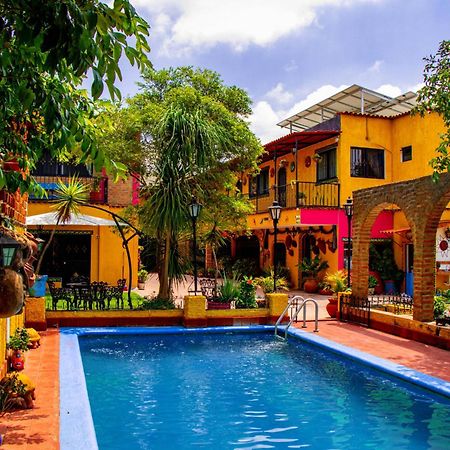Posada Las Margaritas Tlaquepaque Exterior foto