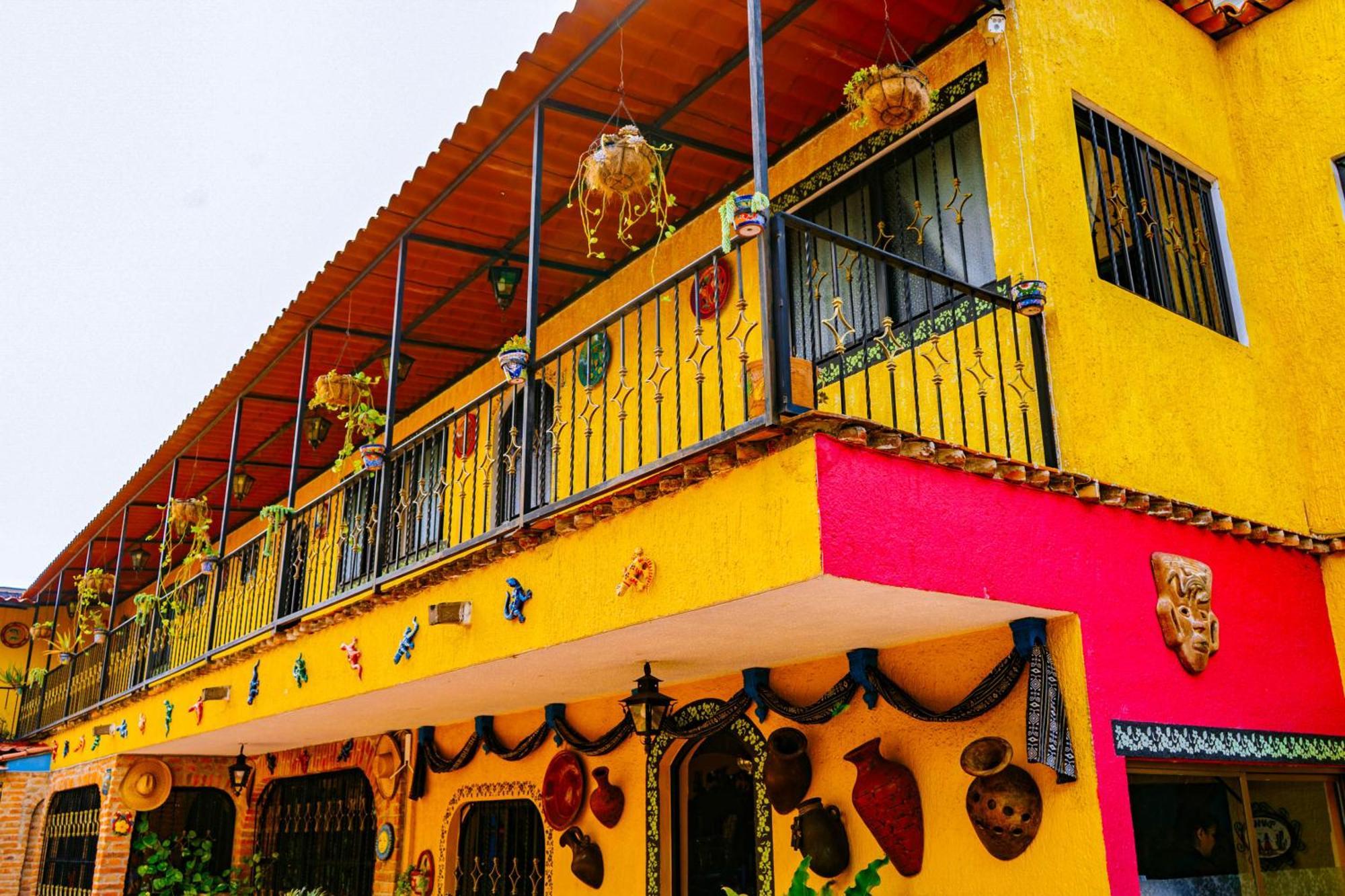 Posada Las Margaritas Tlaquepaque Exterior foto